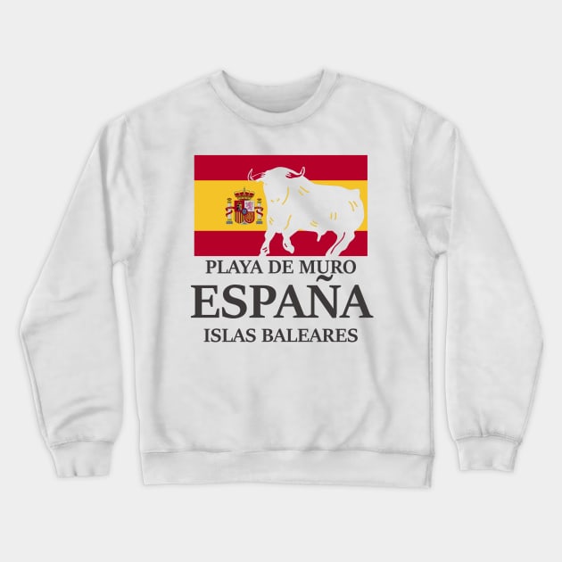 Spanien Playa de Muro Urlaub Stier Flagge Crewneck Sweatshirt by Wikstroem